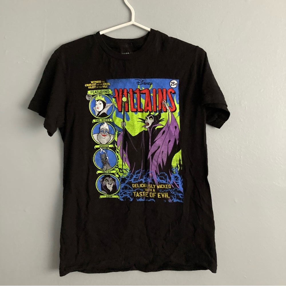 Disney Villains Women’s Black Tshirt Maleficent Size Small